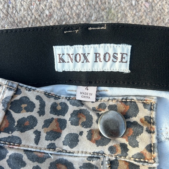 Knox Rose Cheetah/leopard pants - Picture 3 of 4